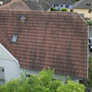 Nettoyage de toiture professionnel Strasbourg tuiles toit